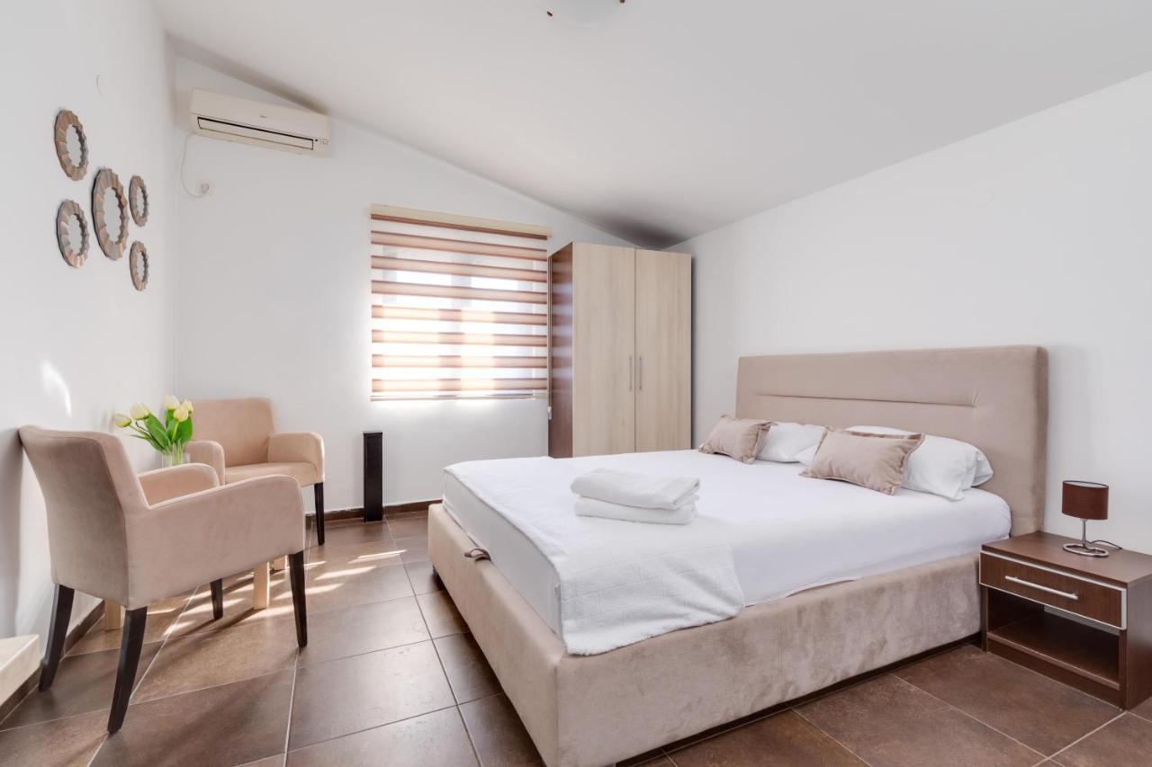 Apartments Pajovic โกตอร์ ภายนอก รูปภาพ